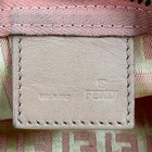 Foto 10 di 24