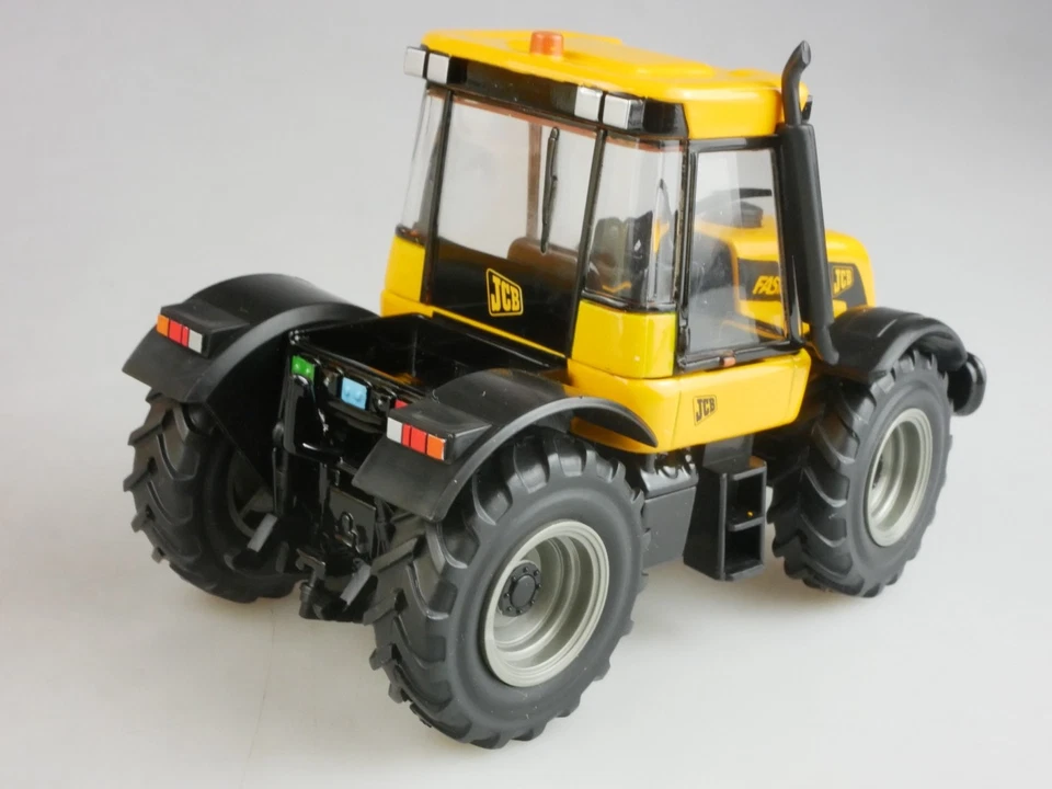 Britains 1/32 40061 JCB Fastrac 3185 135HP Tractor + Box - 131380 - Bild 4 von 4