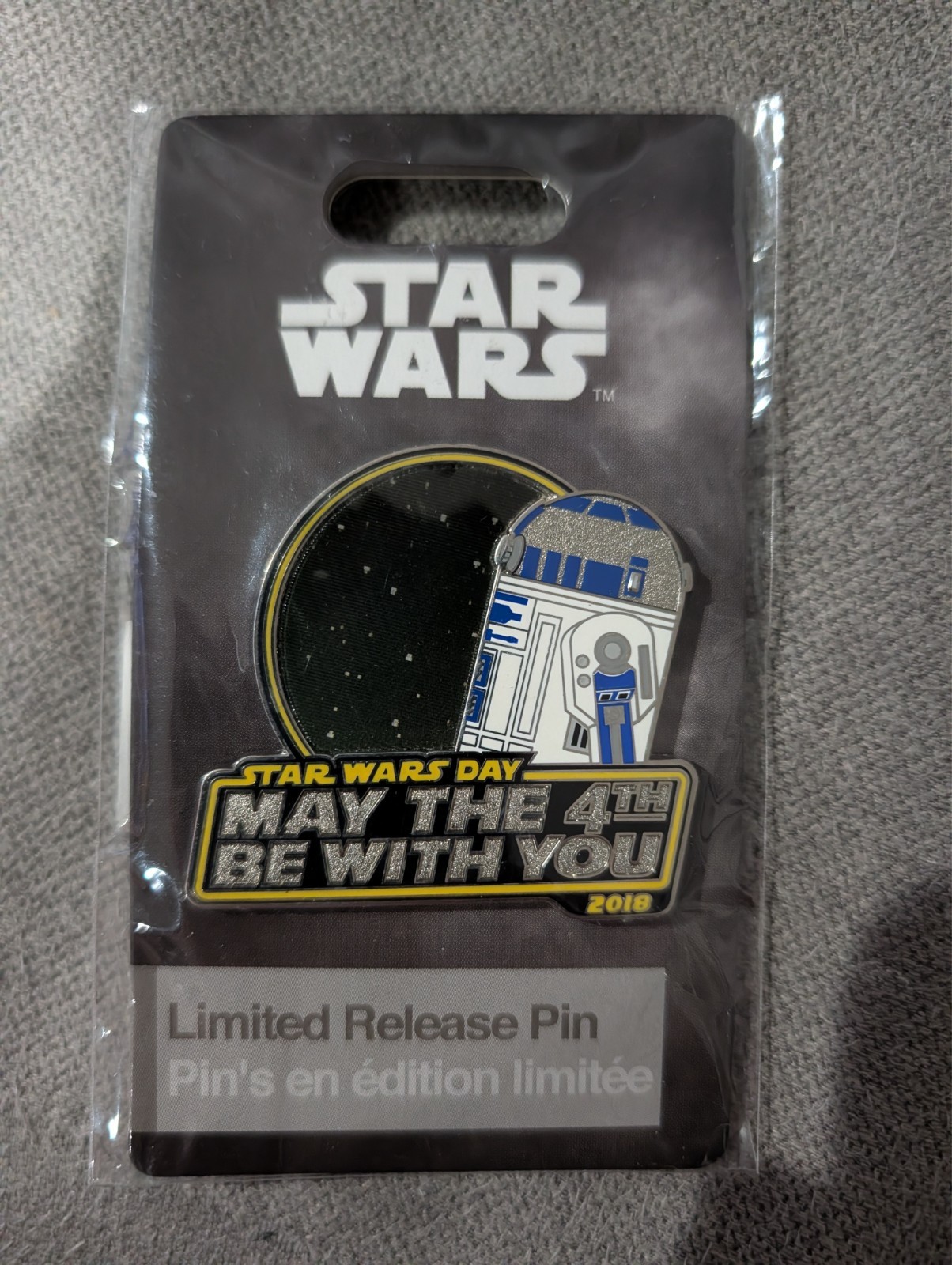 Disney Star Wars Day May The 4th Be With You 2018 R2D2 Hologram Lenticular Pin