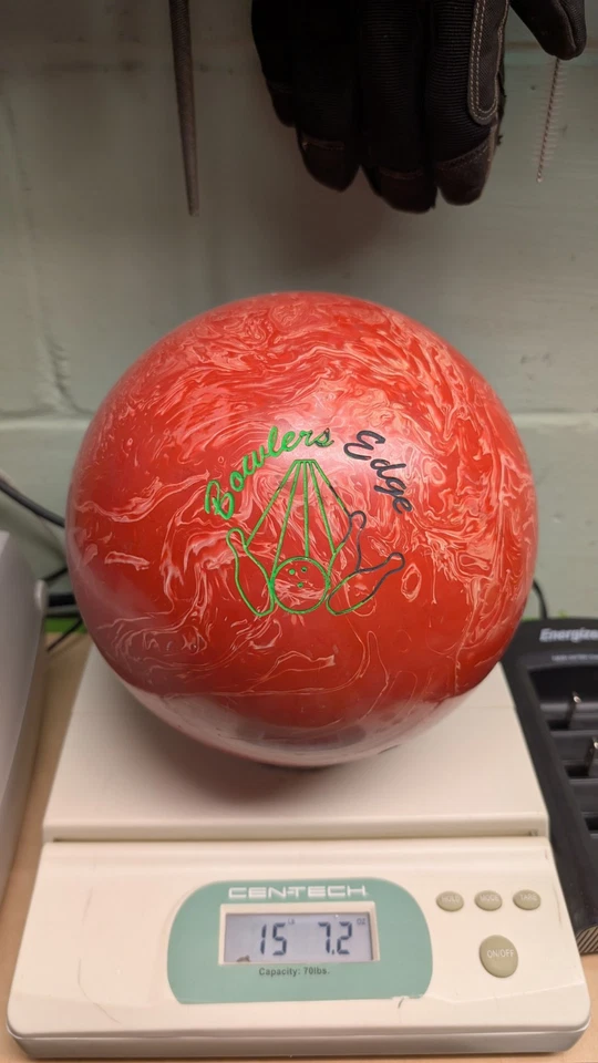 Bola de boliche Radical Thing Buster Bowlers Edge 15 lb 7 oz nova em folha! - Imagem 2 de 4