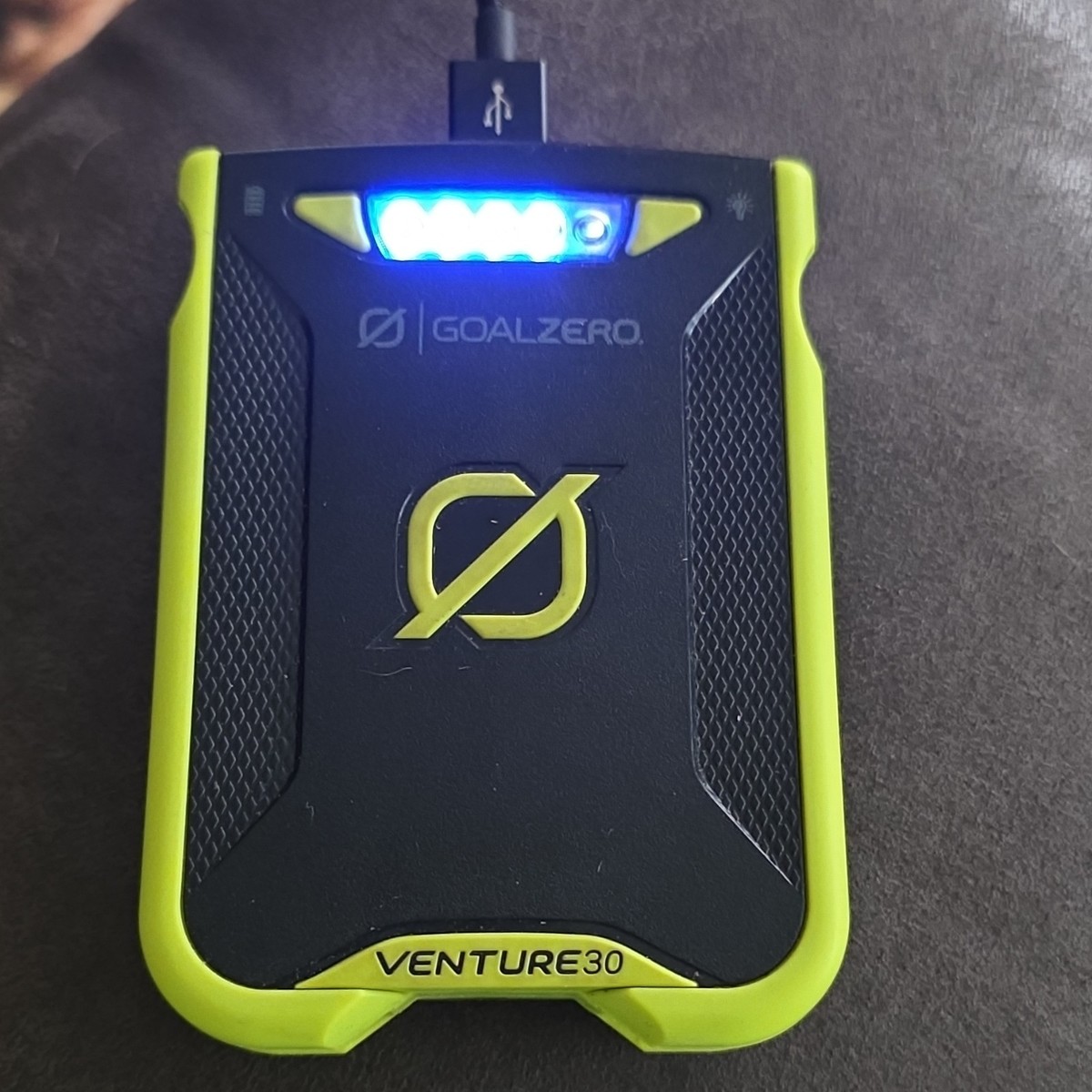 breeze disposable vape Breeze Pro 5% XL Display