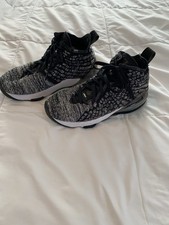 Nike LeBron 17 XVII In The Arena Youth Basketball Shoes 6 Y Oreo BQ5594-002