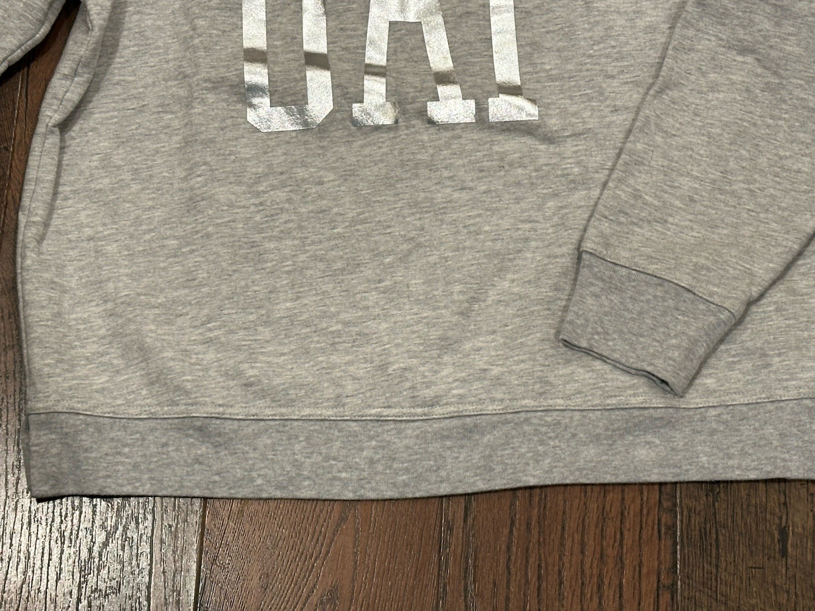 Women's GAP Gray Pullover Crew Neck Sweatshirt Si… - image 11