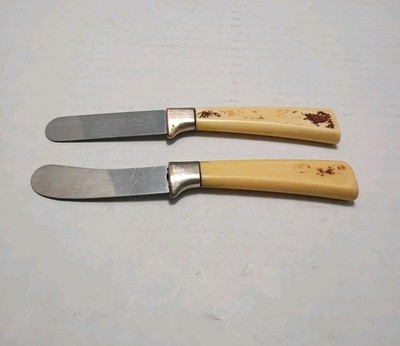 Vintage Regent Sheffield Cheese Butter Spreader Bakelite Handle Qty 2 See Desc