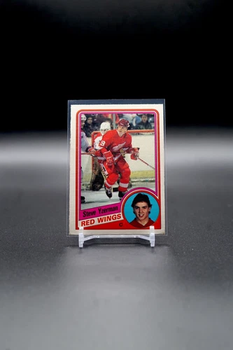 Steve Yzerman 1984-85 O-PEE-CHEE Detroit Red Wings RC ROOKIE Card #67