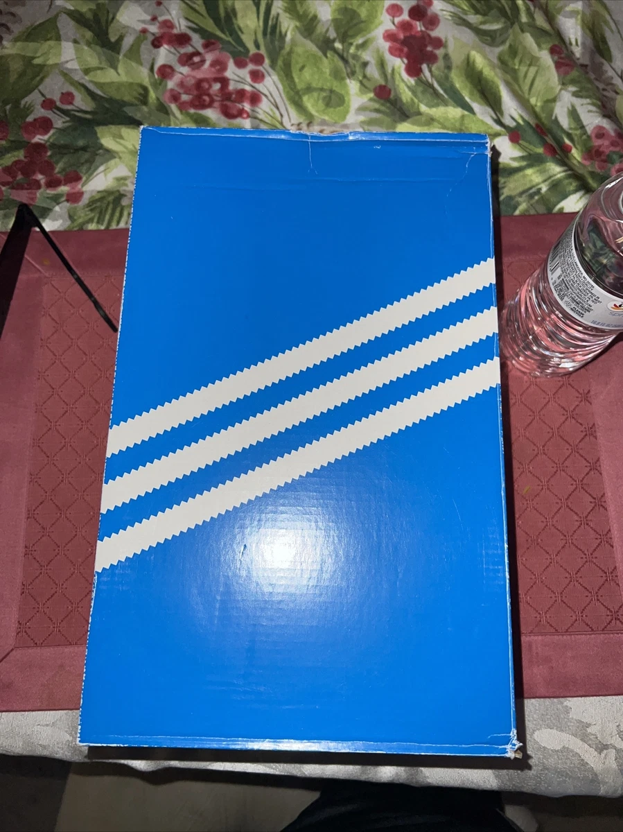 Buy empty hotsell adidas shoe boxes