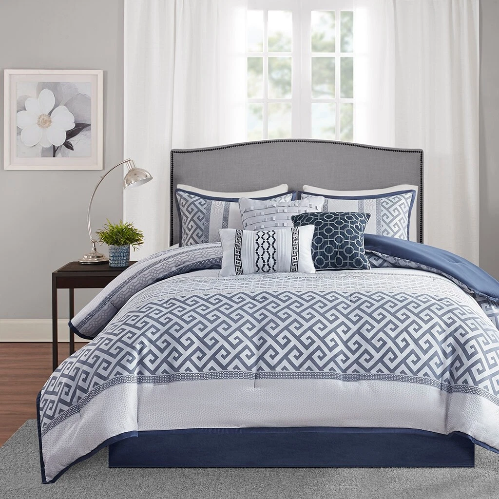White and grey queen comforter set online