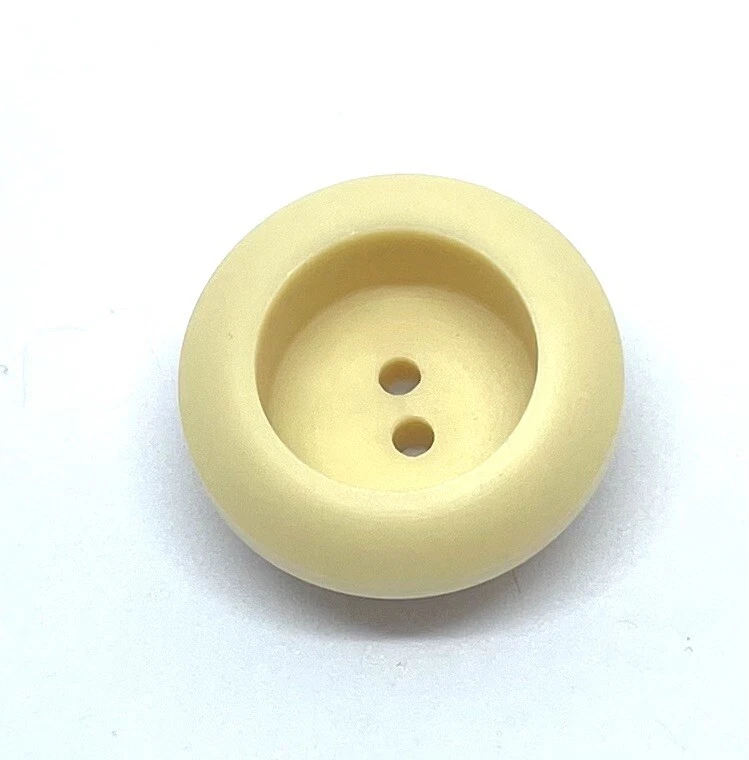 22.5mm X 5 Pcs Cream Pale Yellow Beige Bee Hive Tiered 2 Hole Buttons Knit - Image 4 of 4