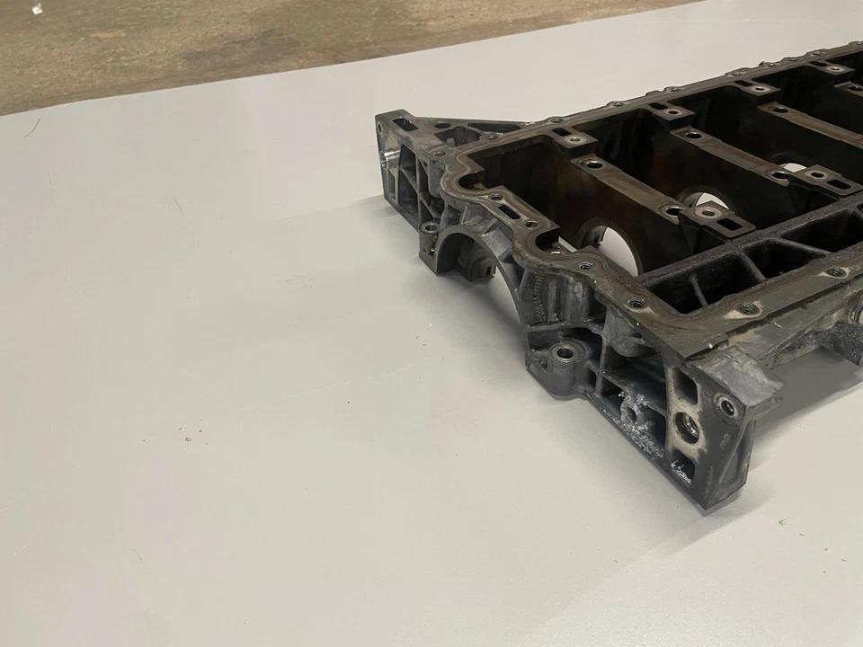 BMW E90 323i N52B25 Lower Block Bed Plate Bottom Half Crank Housing - Image 4 of 4