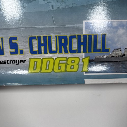 Panda 1:350 Scale U.S.S Winston S Churchill DDG81 Rare 10006 Sealed Bags Boxed - Picture 2 of 24