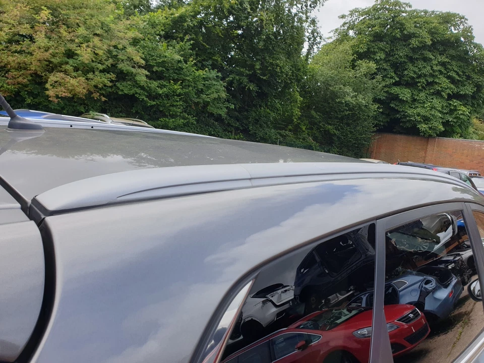 Par de rieles de techo X2 cromados Kia Carens MK3 2013-2019 Foto 4 de 4