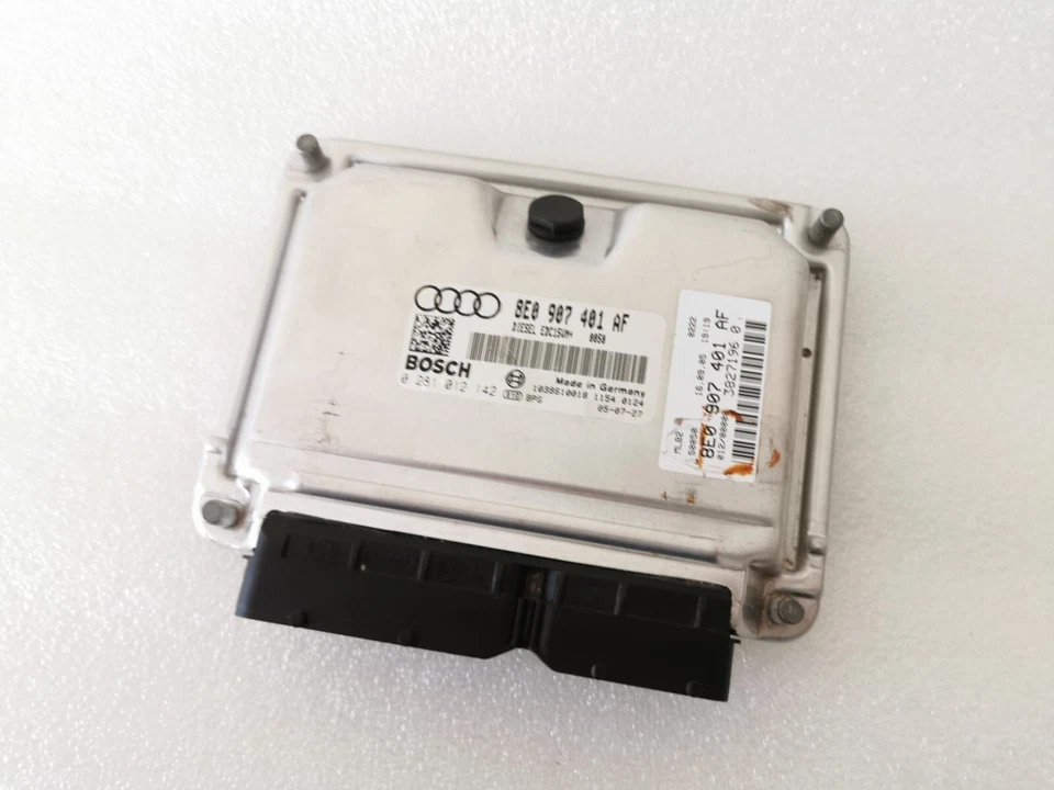 Audi A4 8E B7 2.5 TDI Motorsteuergerät Steuergerät Motor engine ECU 8E0907401AF - Image 3 of 4