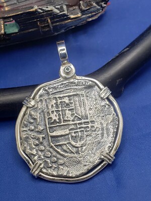 Large {Reale} Piece of Eight Atocha Shipwreck Pirate Coin Replica Pendant 