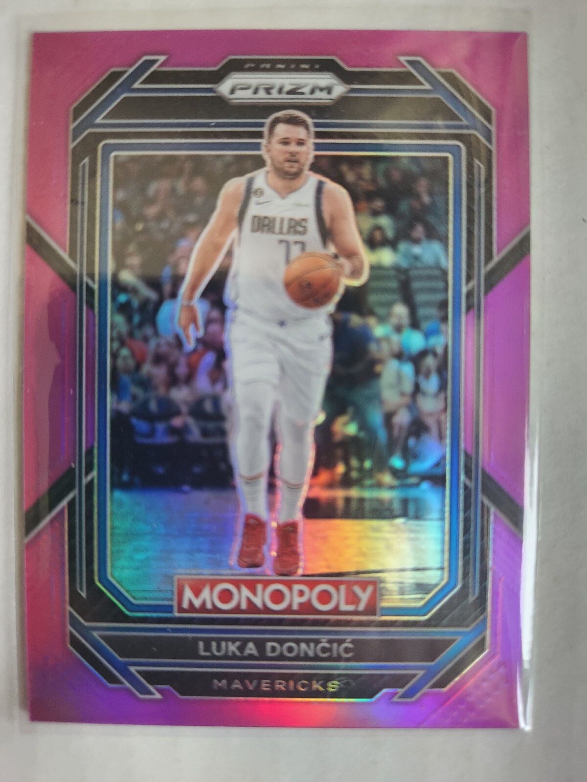2022-23 Monopoly Prizm LUKA DONCIC #19 Pink Prizm Refractor /149 Mavericks SSP