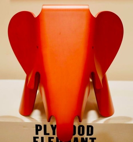 Vitra Charles and Ray Eames "Plywood Elephant" Figure 2007 Limited Edition NEW - Picture 2 of 10