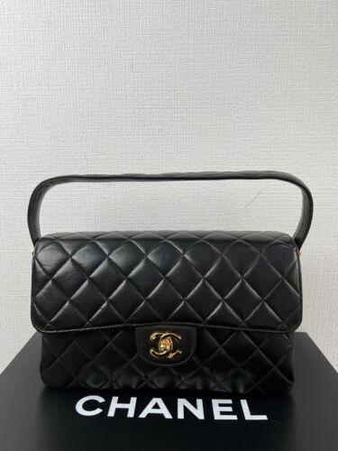CHANEL Schultertasche Lammleder Double Face schwarz - Bild 2 von 18