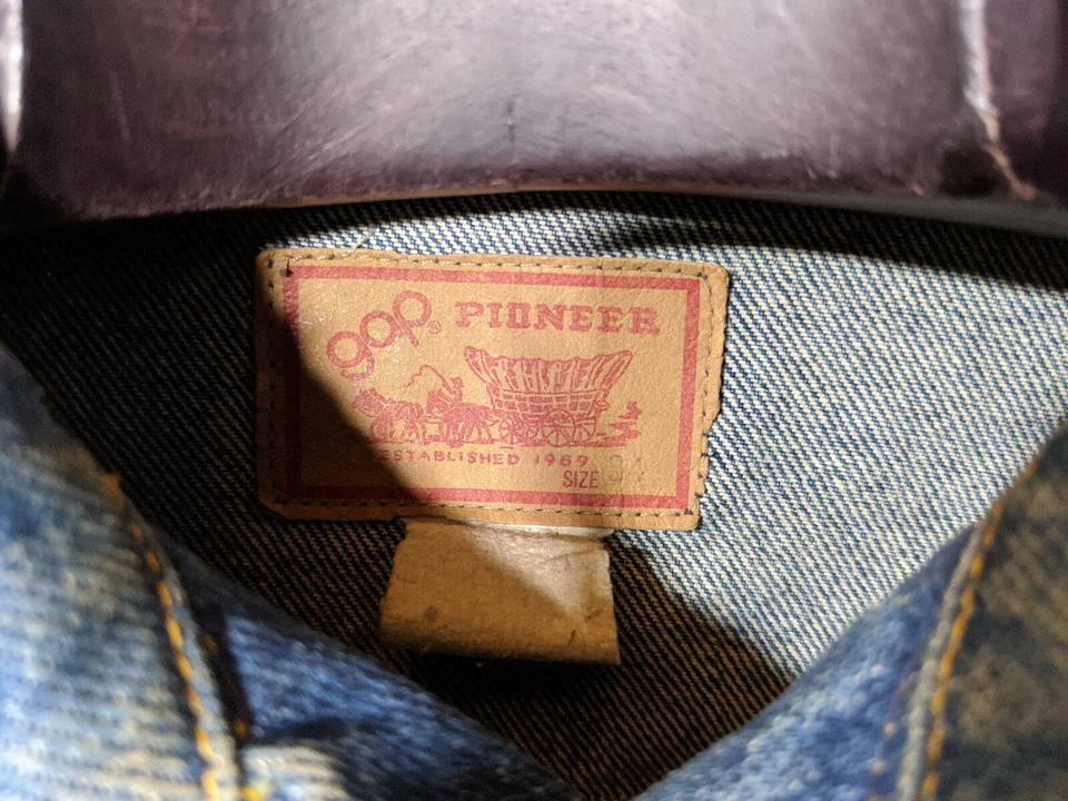 Gap Vintage 80s Pioneer Type 3 Denim Jacket NYC Graffiti SPECIAL K "Bandit" 1984 - Image 4 of 4