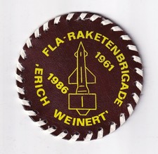 DDR NVA Ehrengeschenk Untersetzer 30 Jahre NVA Fla-Raketen Brigade Erich Weinert