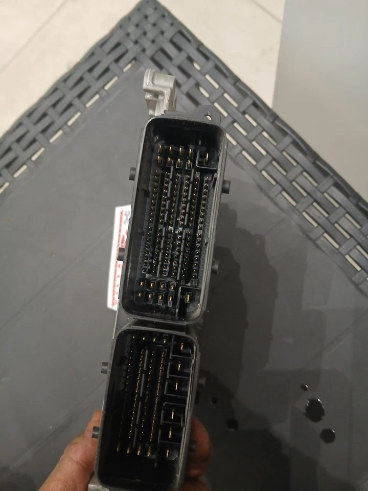 Centralina  motore Bosch 9833749880   MD1CS003 - Immagine 3 di 3