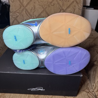 Nike LeBron XXII Monopoly Translucent Outsole Men display picture 3