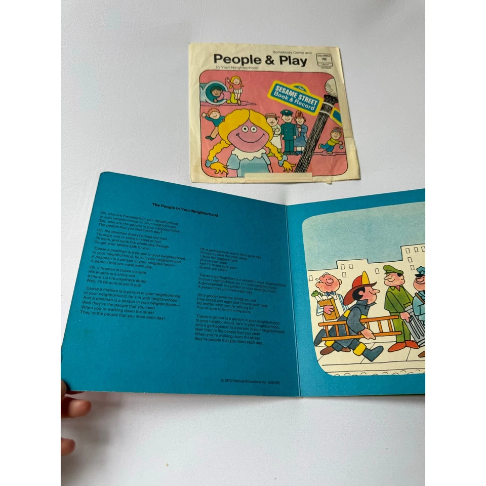 Винтажная оригинальная литая книга и виниловая пластинка Sesame Street Carry About 70-е Columbia - Изображение 3 из 4