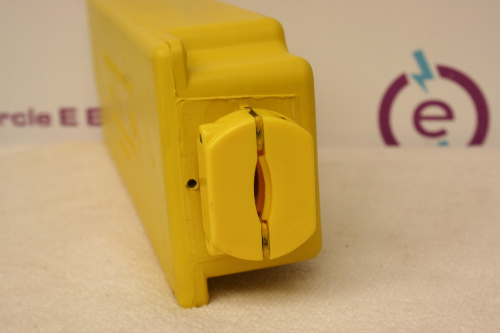 WOODHEAD MULTITAP OUTLET BOX **NEW** 1 eBay