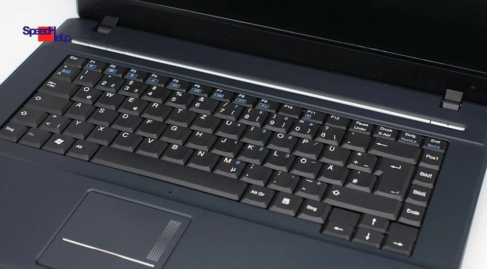 Terra Mobile 4440 Notebook Laptop Windows XP GeForce 9300 1680x1050 15.4" Webcam - Image 4 of 4