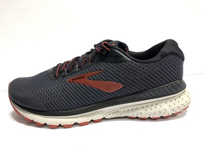 10.5 wide men's running shoes