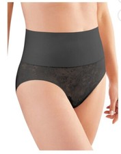 Maidenform Flexees Women  s Smoothing Shapewear Brief