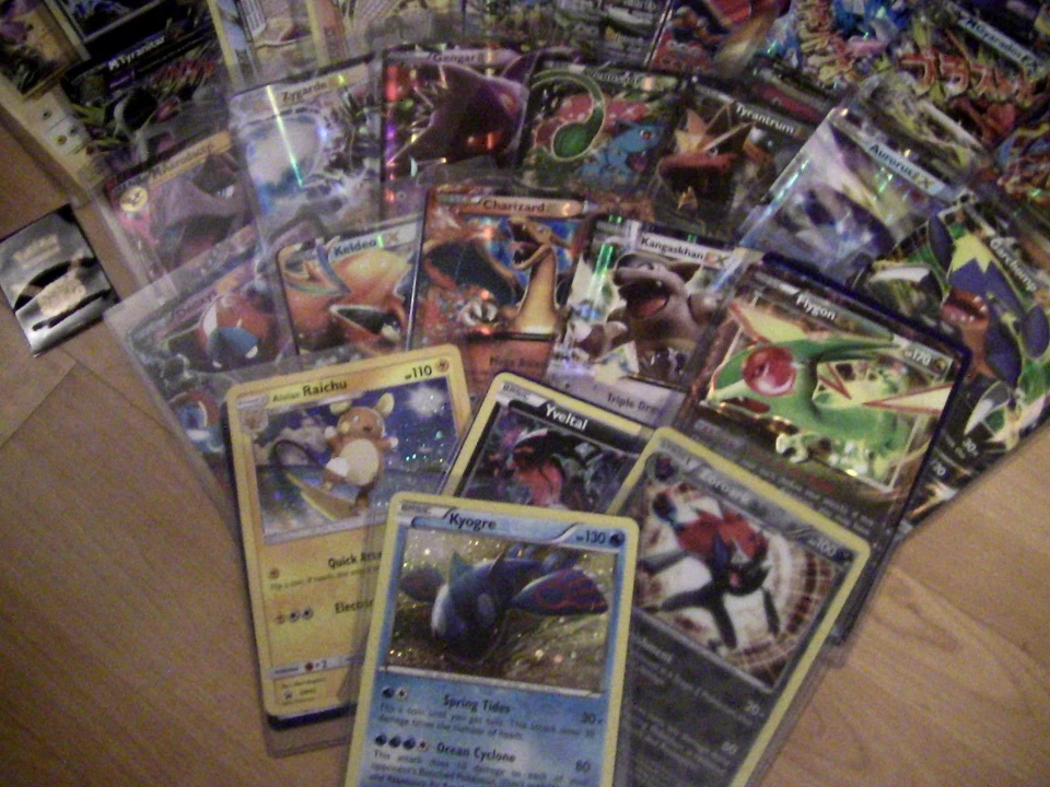 Pokemon Jumbo oversized cards Mint/ near mint stored in sleeves - Image 4 of 4