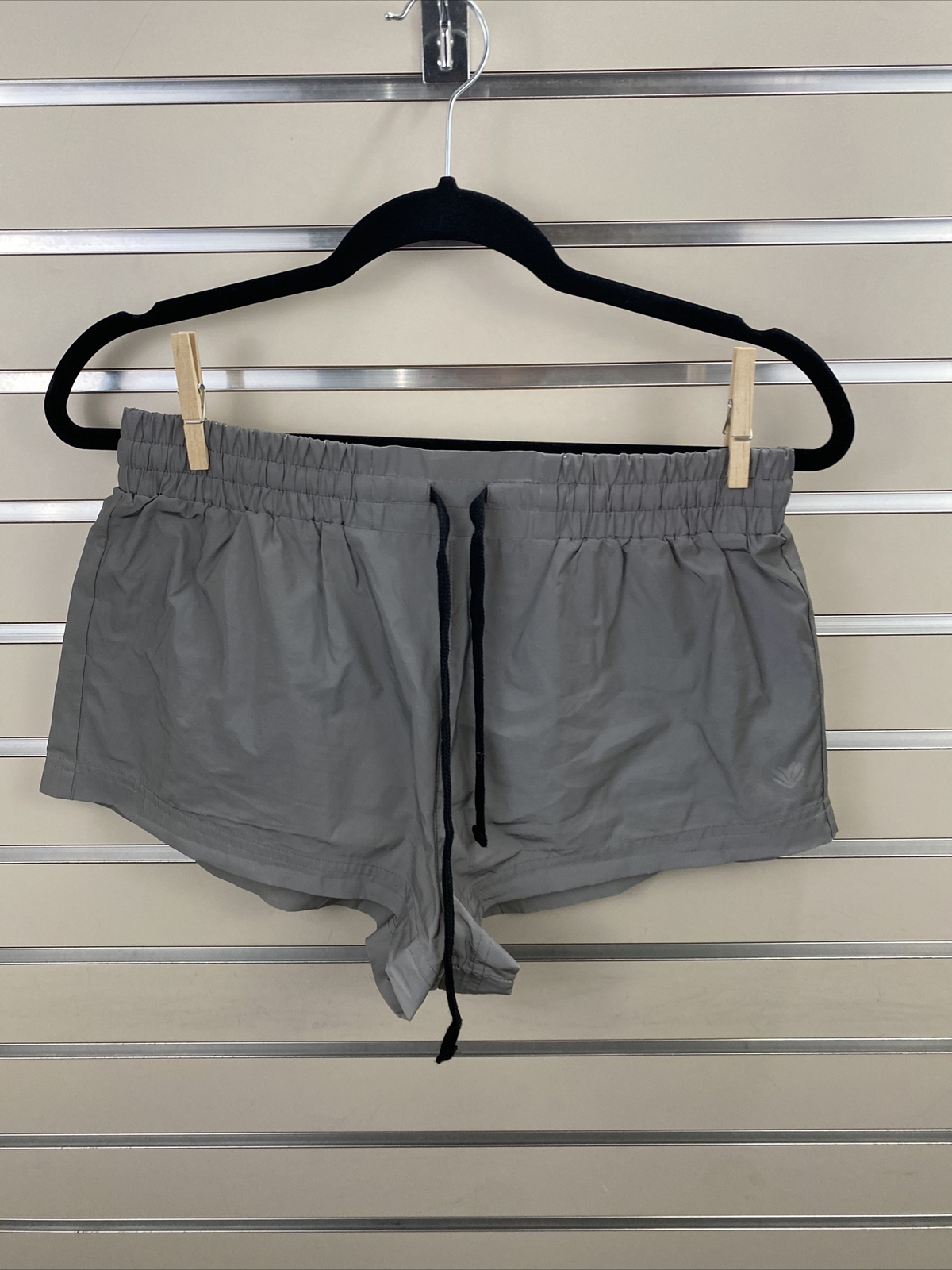 Forever 21 Women's Medium Gray Shimmer 