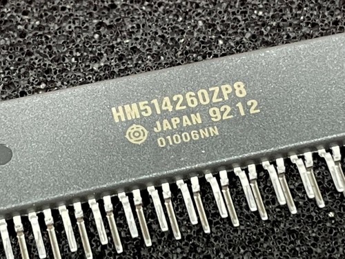 New Hitachi HM514260ZP8 RAM Memory 512KB (256K x 16Bit) DRAM 40 pin zip (zigzag) - Picture 2 of 3