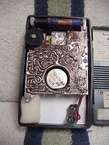 Magnavox AM-61 Radio Recapped Repaired Works Good Beautiful Vintage - Picture 16 of 24