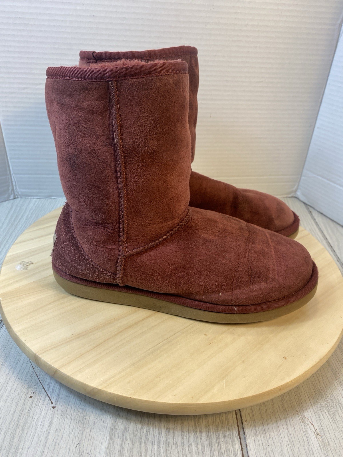UGG Classic Short Plum Sheepskin Boots Size 7