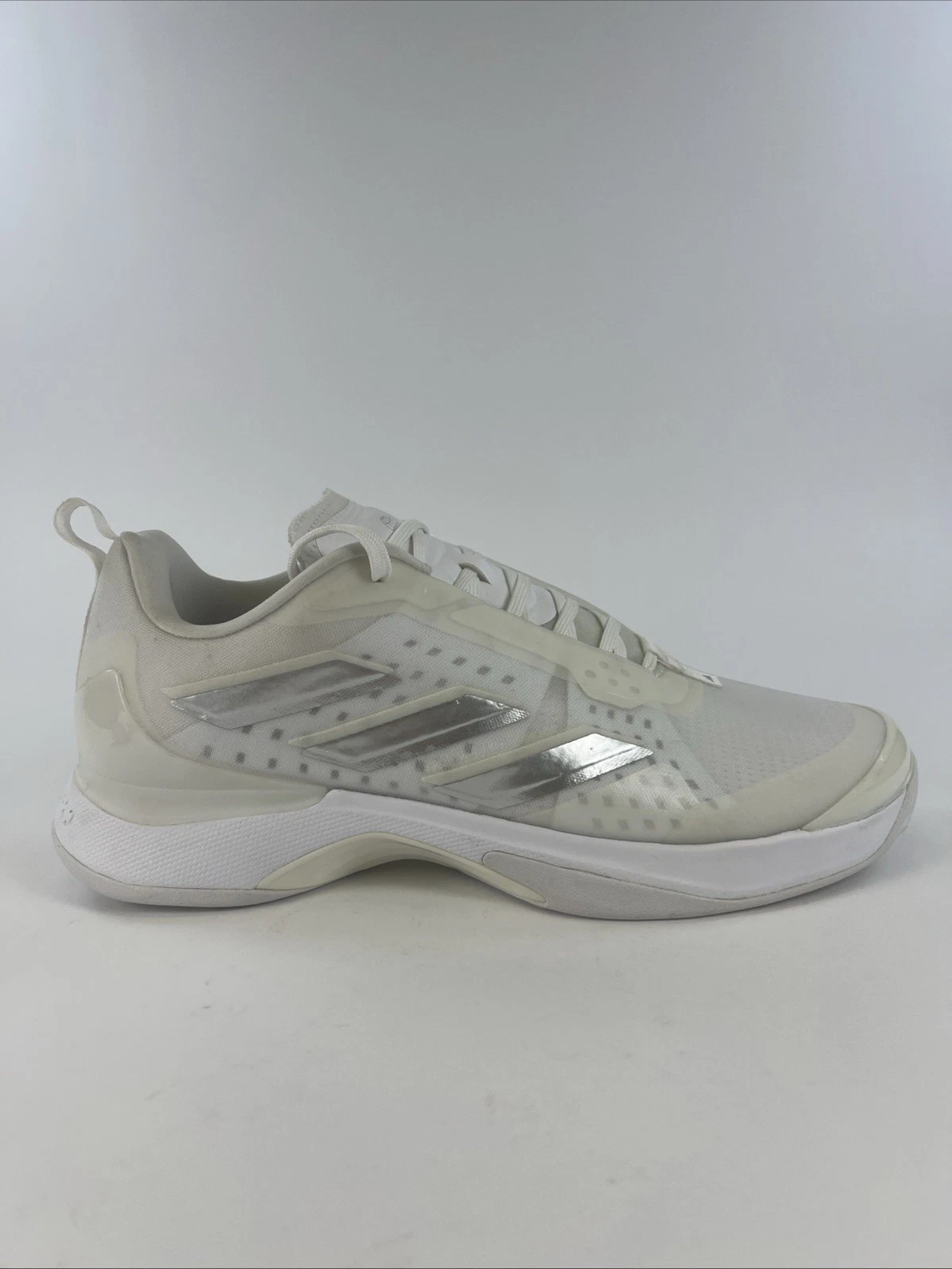 Adidas Avacourt White Silver Metallic Tennis Shoes HQ8404 Women’s Size 11