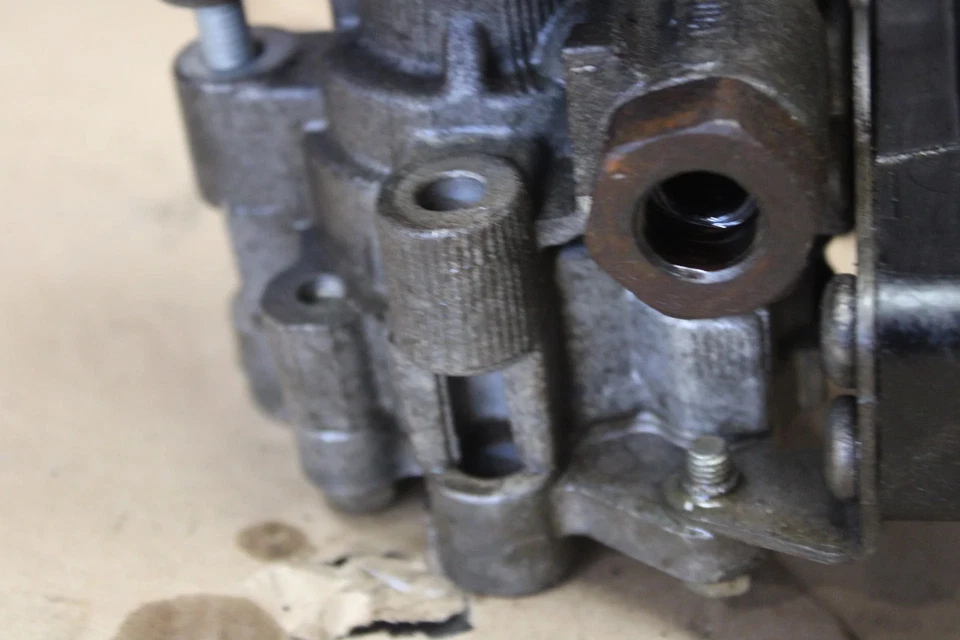 11-19 CHALLENGER CHARGER SRT8 OEM POWER STEERING PUMP ASSEMBLY - Image 3 of 4