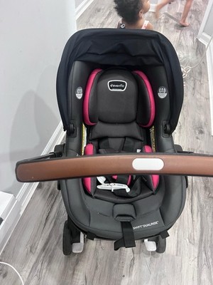 Evenflo Shyft DualRide  Infant Seat and Stroller Combo With Base For Vehicle