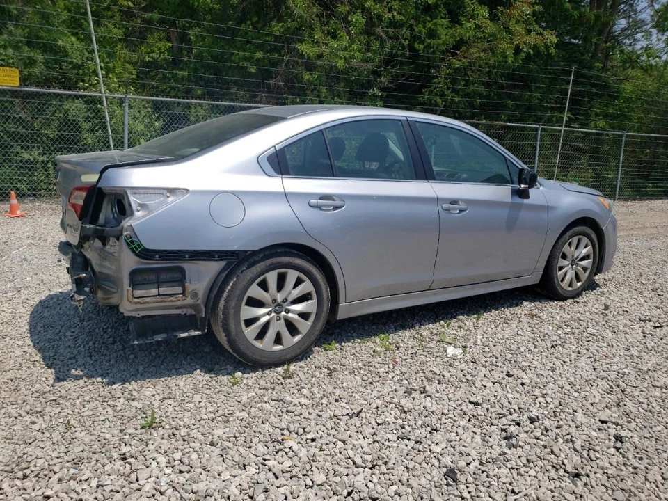 Subaru Legacy 2017 depósito de lavadora fabricante de equipos originales sedán 15-19 121 k millas Foto 3 de 4