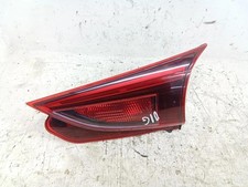 Feu arrière Mazda 121