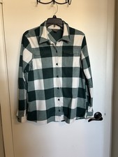 Eddie Bauer Plaid Fleece Button-Up Collared Shirt Women  s M Long Sleeve Cozy