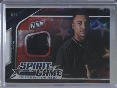 2019 Panini Father's Day Hyper Plaid 5/5 Victor Victor Mesa #VM 0c6