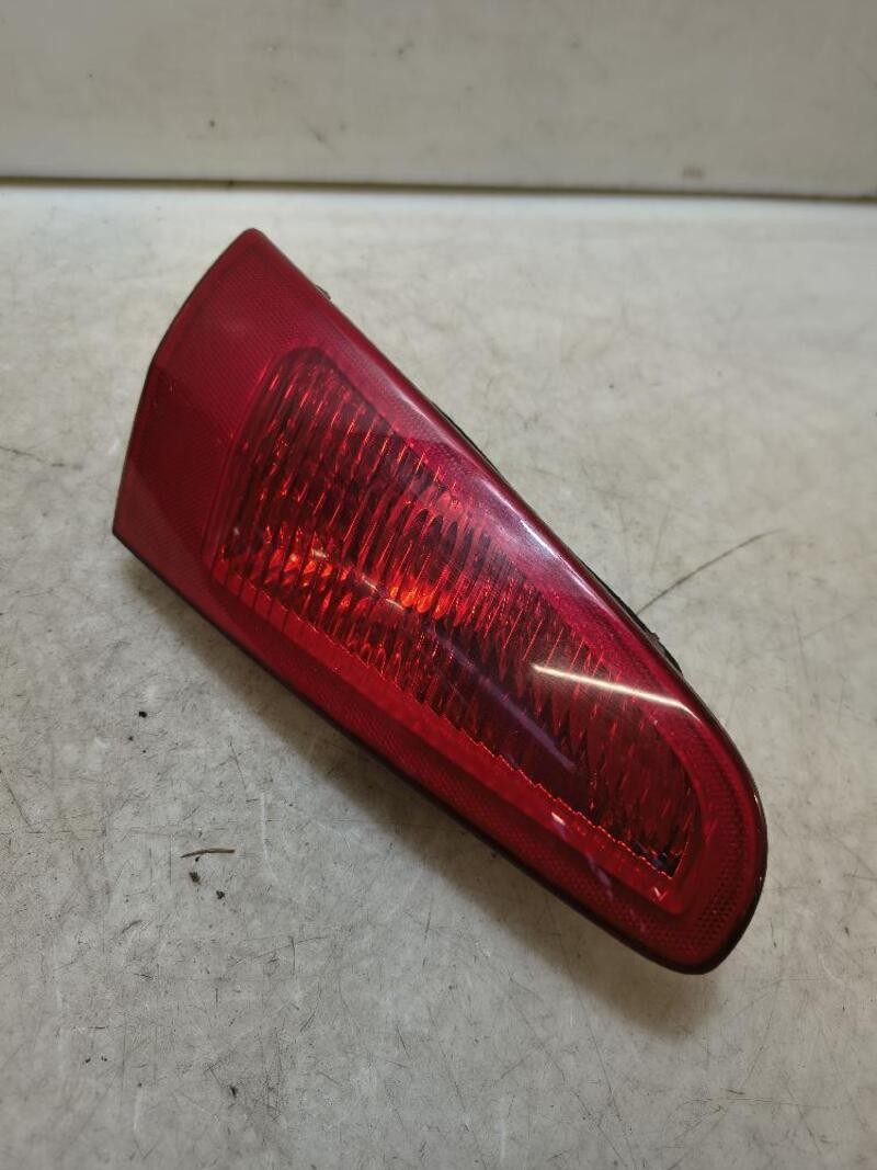 46556346 fanale posteriore sinistro ALFA ROMEO 147 W8 (08/00-01/06) 2000 Usato