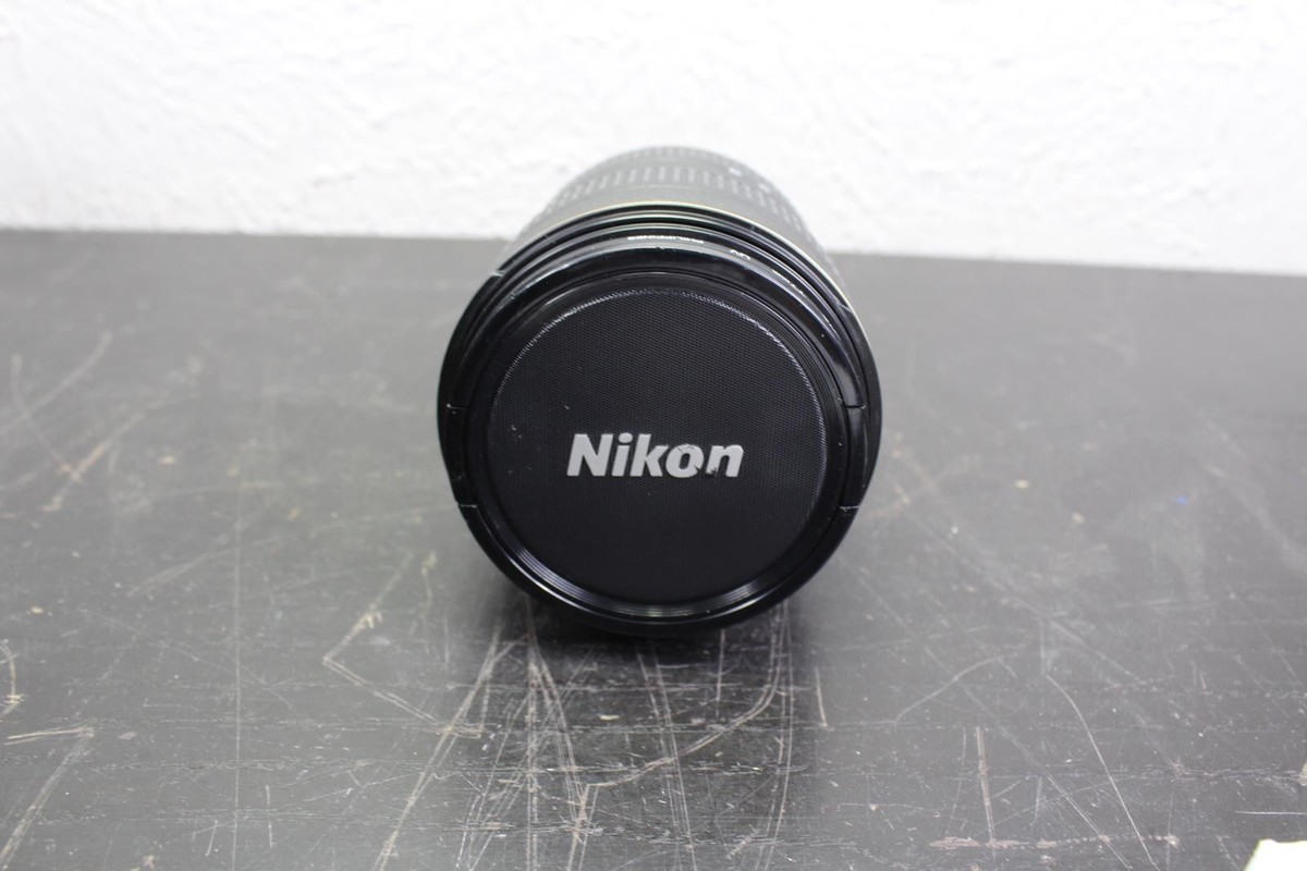Nikon AF-S Nikkor 28-70mm f2.8D ED zoom lens Japan W/ Case CL-74