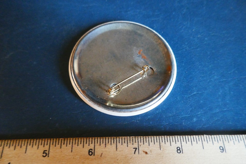 ANCIEN BOUTON UNIFORME de SAPEURS POMPIER / BUTTON FIRE-FIGHTERS - FEU