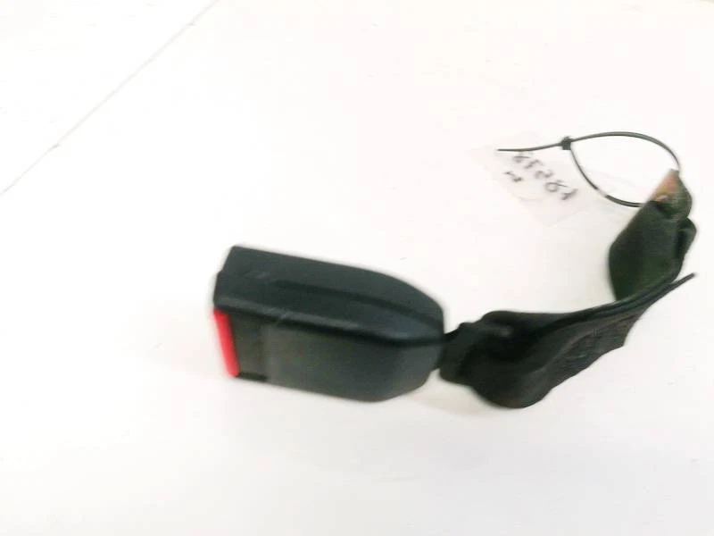 Porta cinturón seguridad Skoda Felicia 1996 (hebilla cinturón seguridad) trasero derecho #1790095-48 Foto 3 de 4