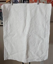 1 Piece Ralph Lauren Matelasse White Floral Quilted EURO Pillow Sham 22 x 28''