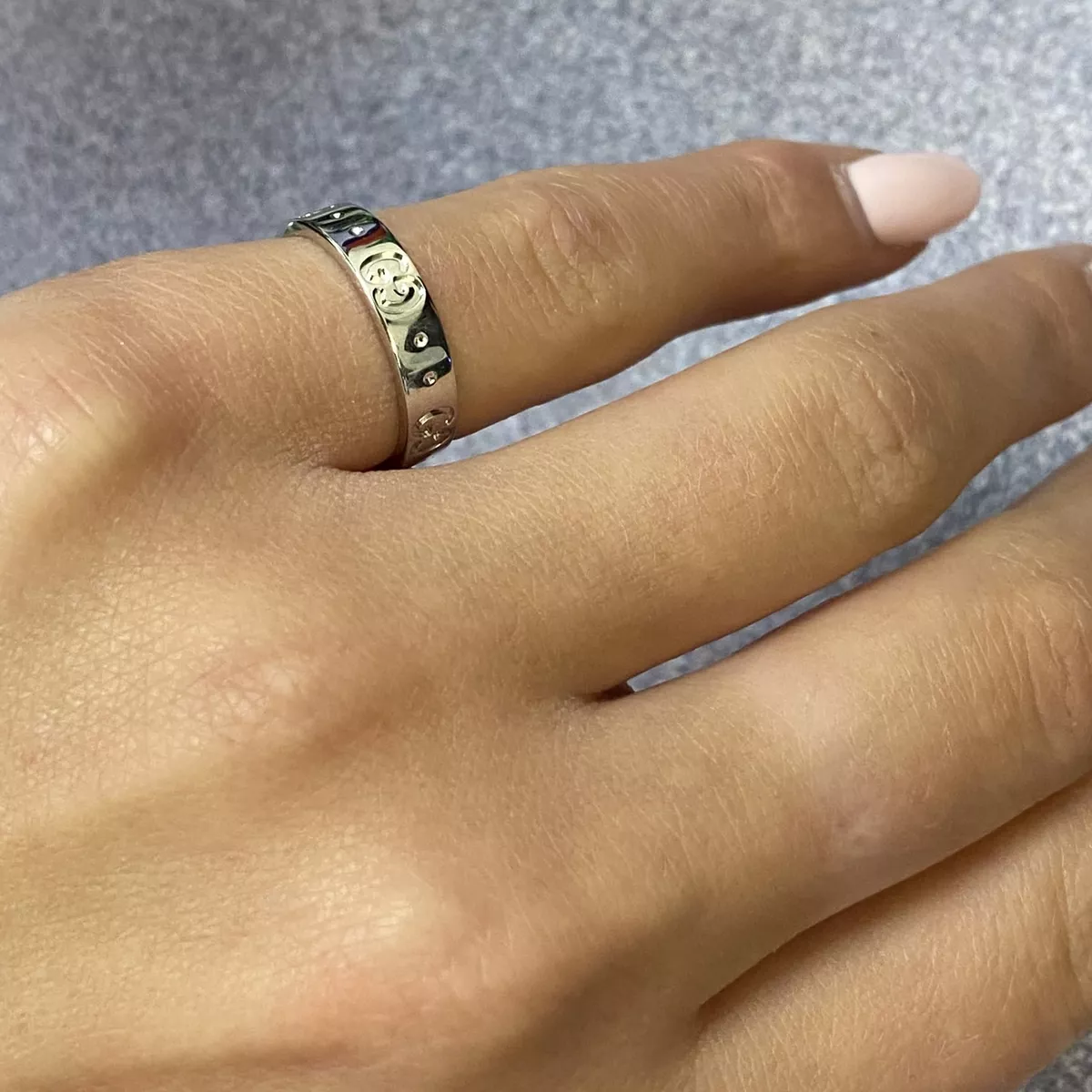Gucci icon thin band in white gold outlet