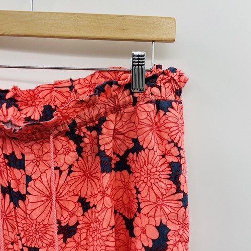Isabel Maternity by Ingrid & Isabel Small Drapey Knit Shorts in Pink Floral 482 - Picture 2 of 7