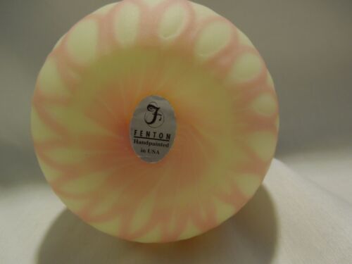 Fenton Burmese Diamond Optic Egg QVC - Picture 4 of 4