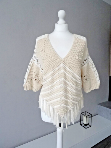 ZARA BEIGE ECRU FRINGED KNIT PONCHO SIZE M